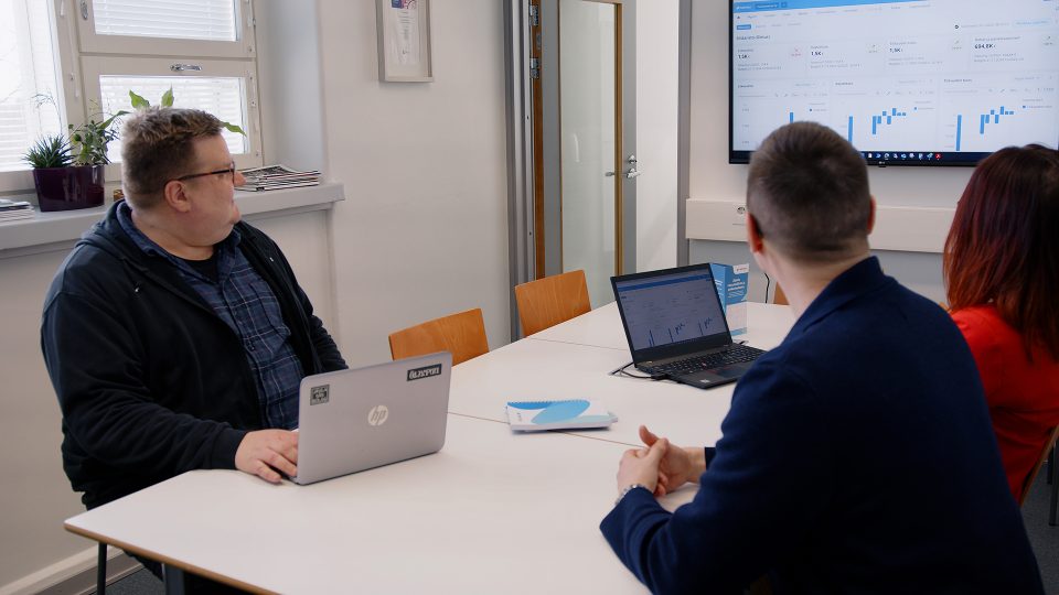 Öljypuu Oy käyttää Netvisor taloushallinto-ohjelmistoa